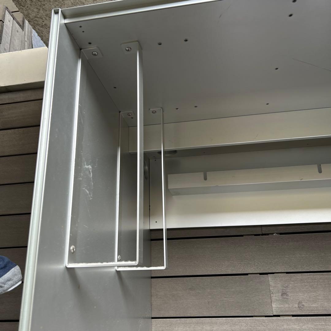 カッシーナ　イクシー　エアーフレーム