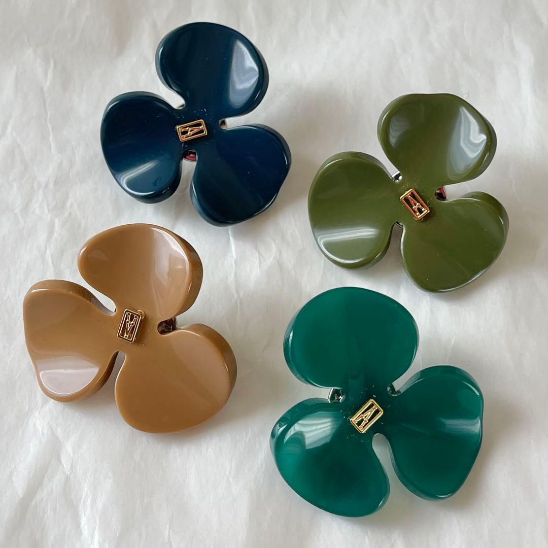 アレクサンドル ドゥ パリ ミニブローチ 4個セット