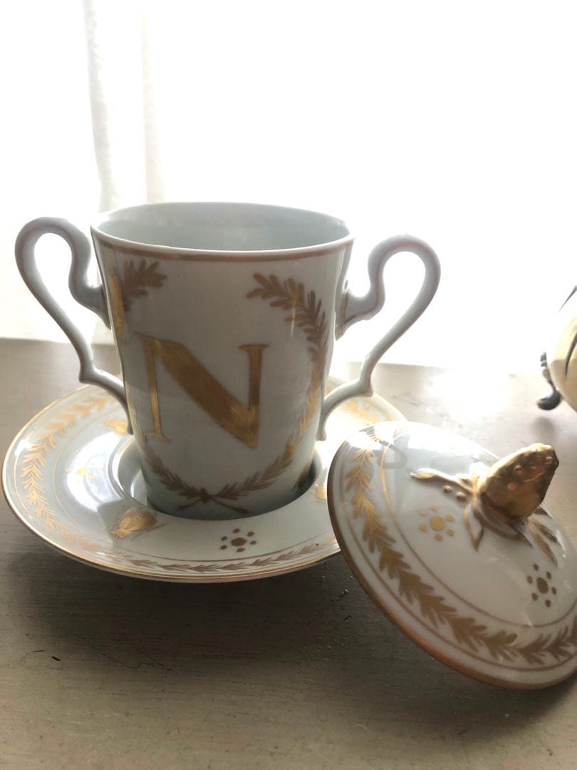 フランスリモージュ、トランプルーズ、ビンテージ