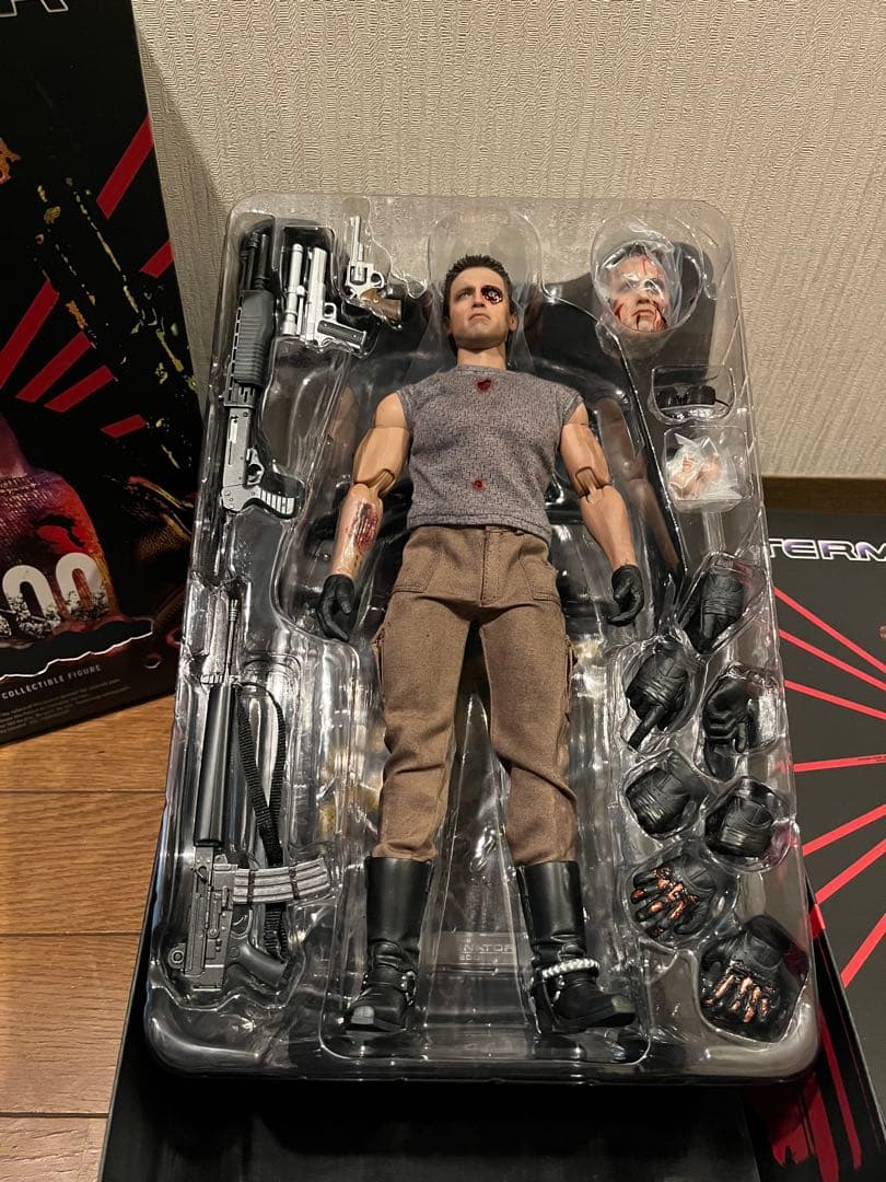 革ジャン無し　T-800 バトルダメージバージョン 1/6スケール