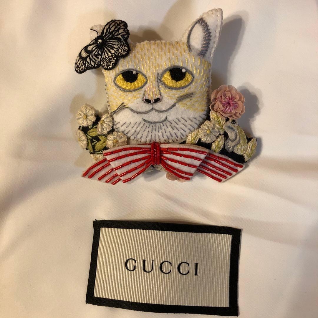 グッチ✖️ヒグチユウコ　ブローチ　コサージュ