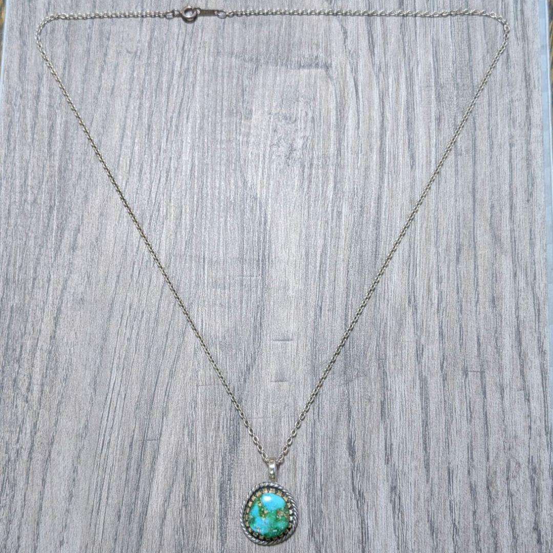 ハンドメイドのターコイズトップ　ペンダントトップ　インディアンジュエリー風