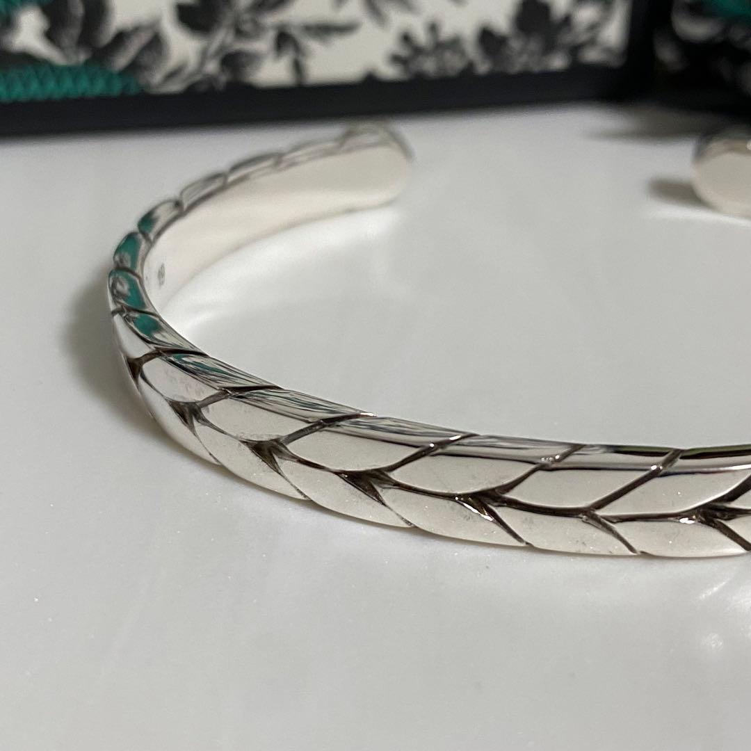 GUCCI 新品未使用品　クレストGバングル　ブレスレット　付属品　刻印19