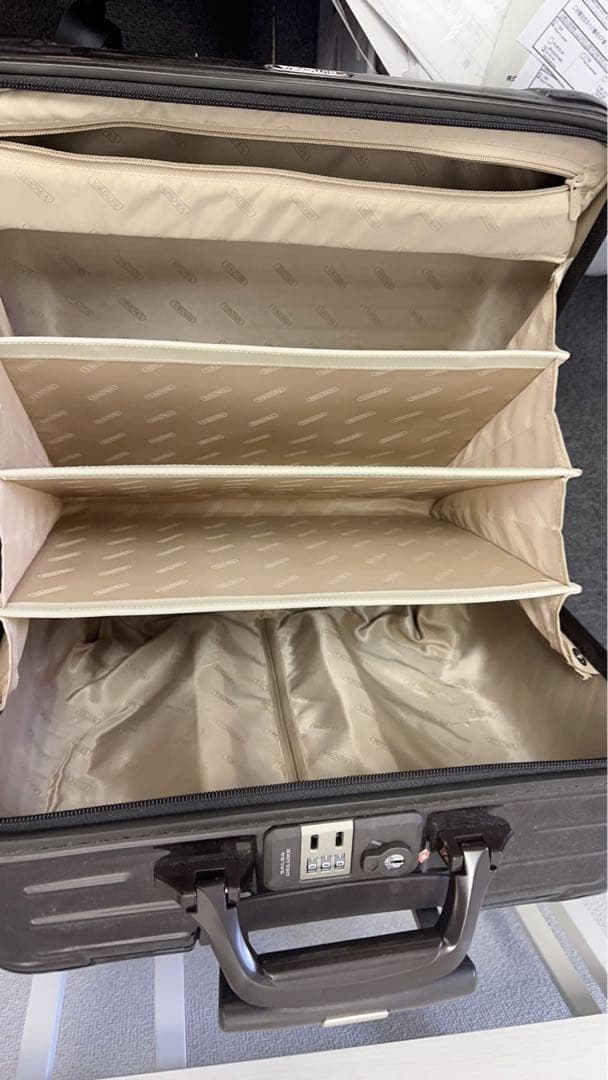 RIMOWA DELUXE ブラウンキャリーケース