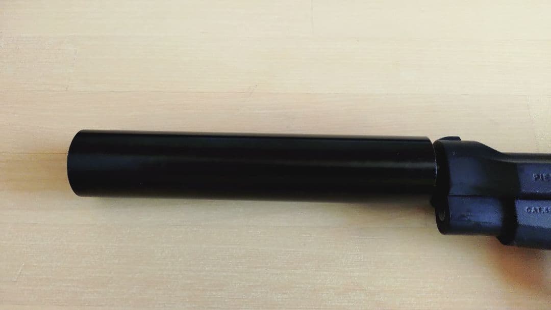 ウエスタンアームズ　ベレッタM84FS サイレンサー付き