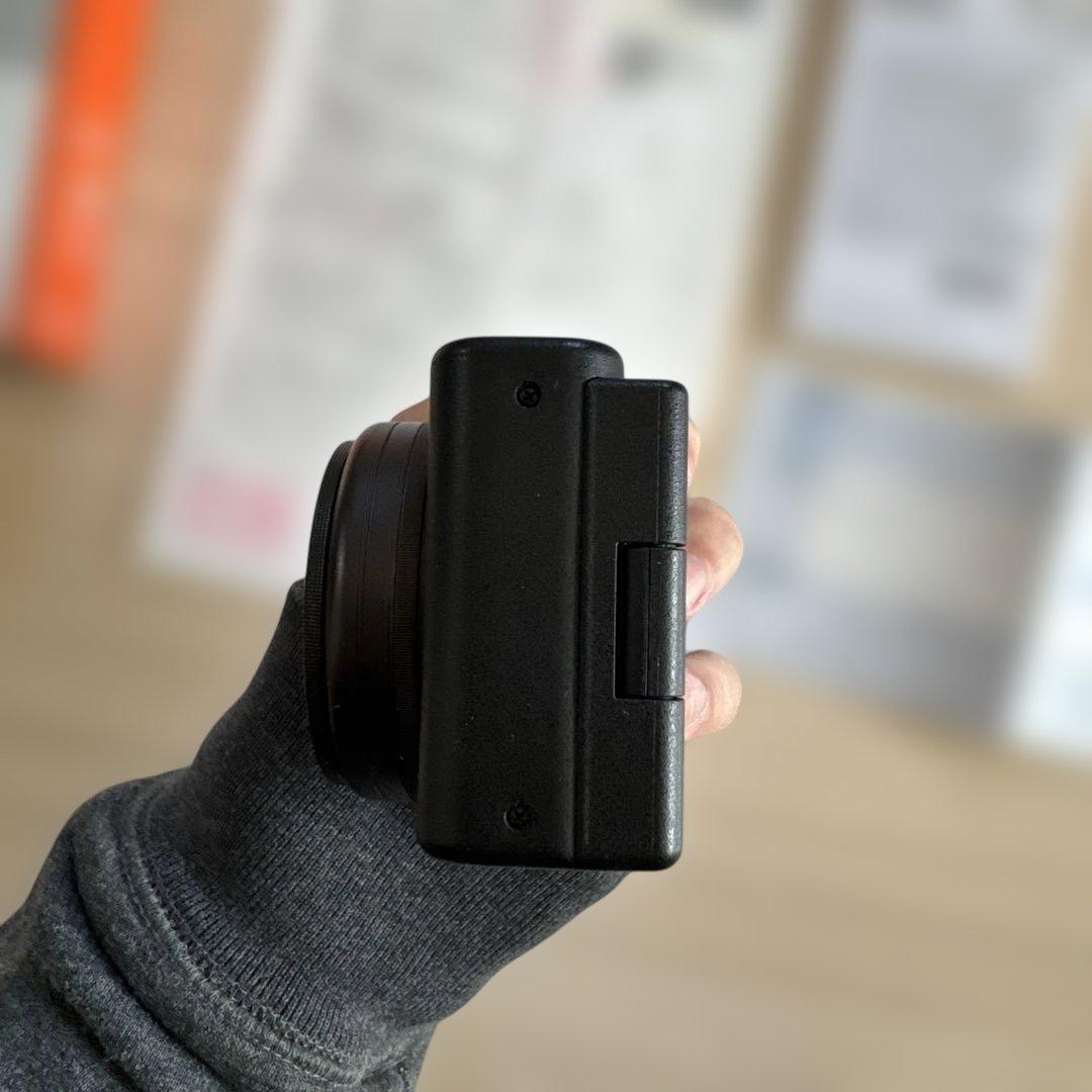 デジタルカメラ SONY VLOGCAM ZV-1 SHOOTING GRIP KIT