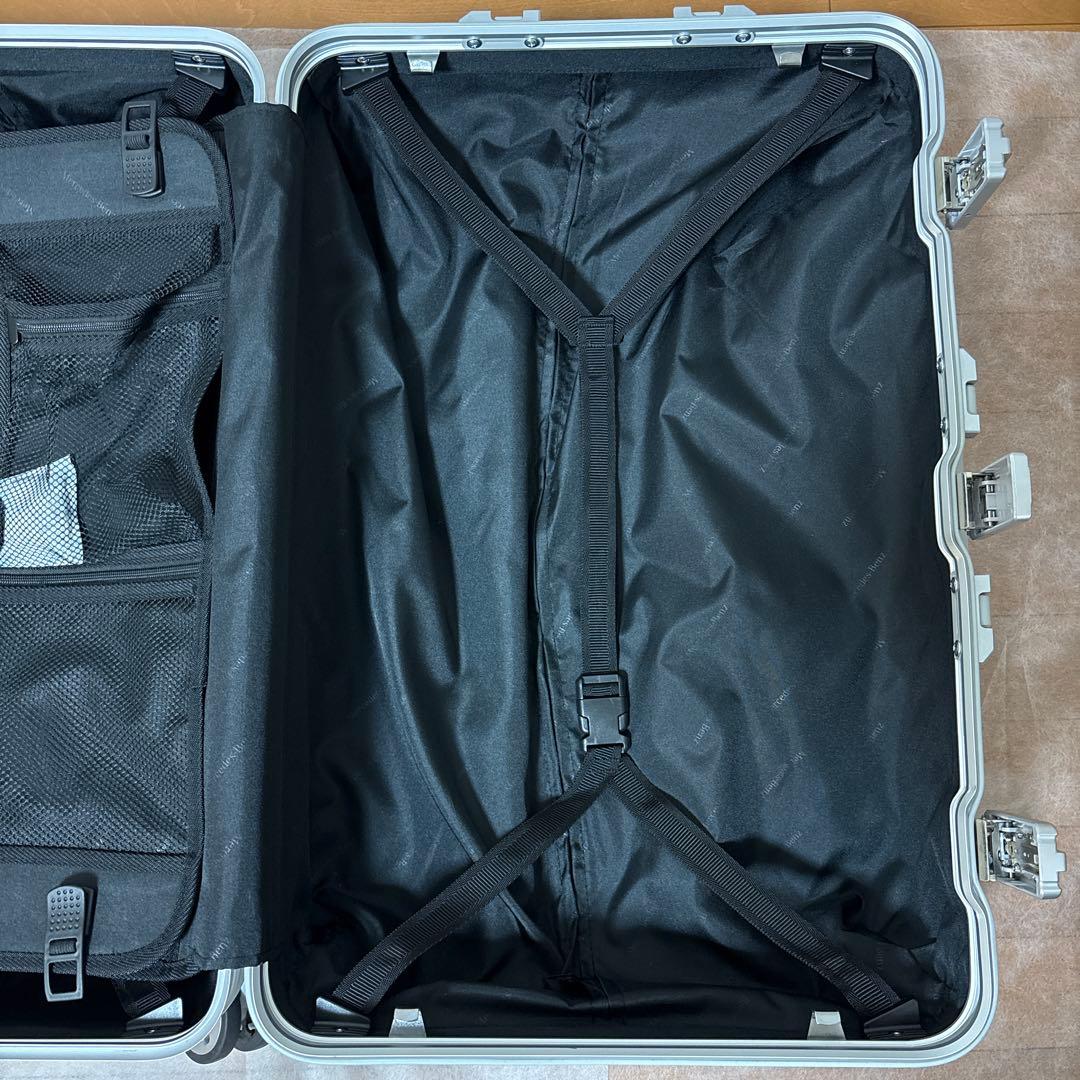 【新品未使用】【非売品】メルセデス　ベンツ　オリジナルスーツケースケース　65L