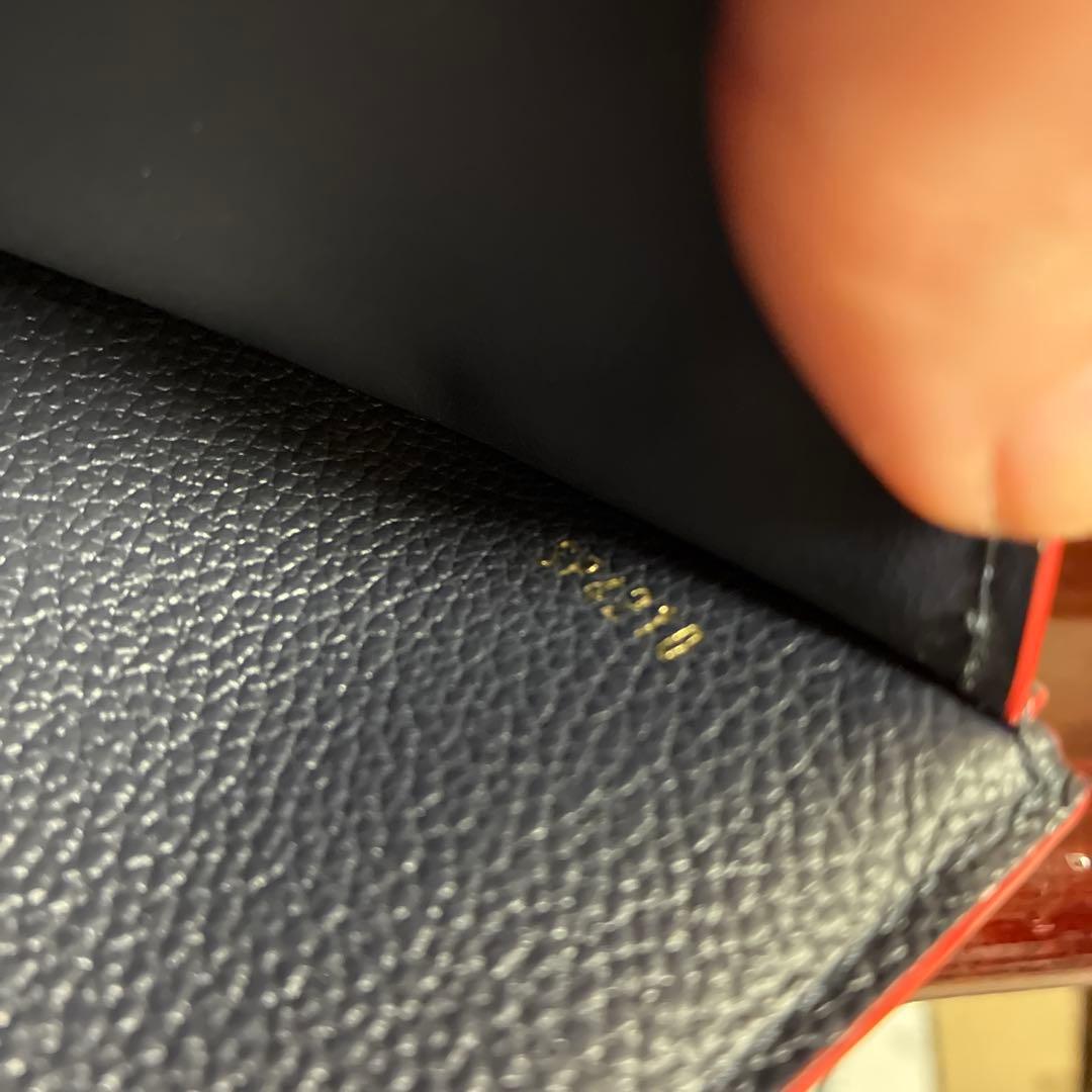 あいちゃん⭐︎ルイ・ヴィトン　アンプラント　ポルトフォイユ・ヴィクトリーヌ