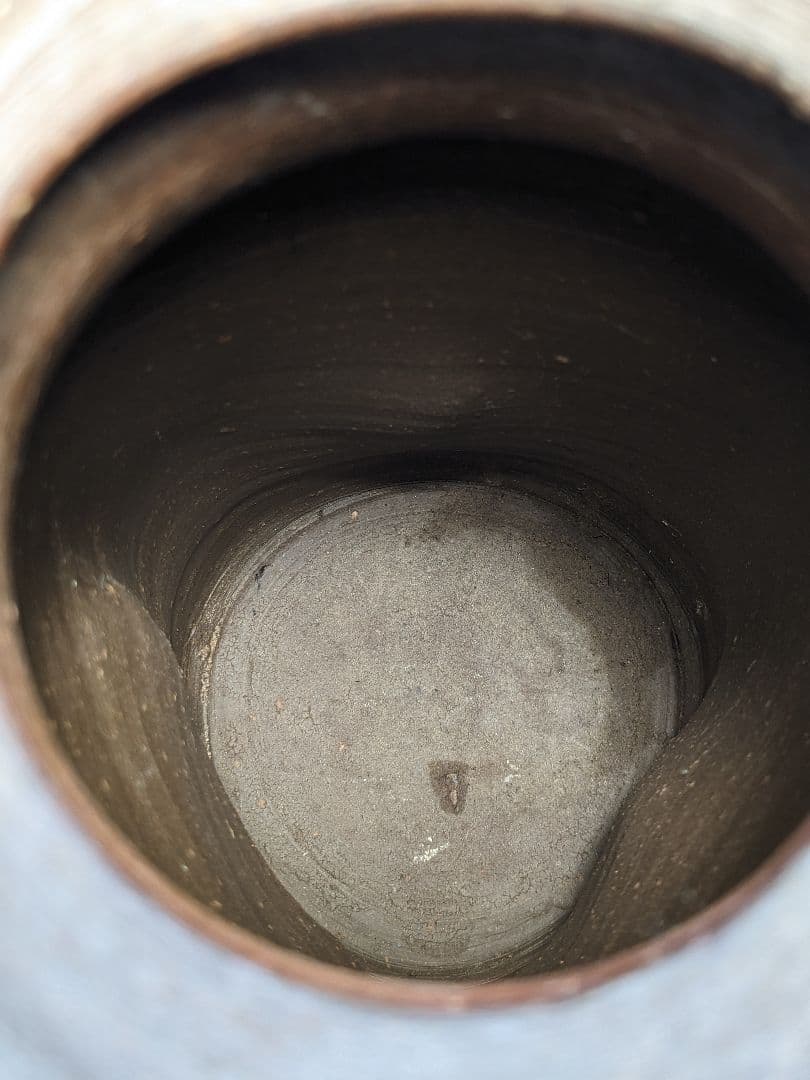 西川政美 備前焼 三角面取擂座花入 共箱共布栞 花器 花瓶 フラワーベース 置物