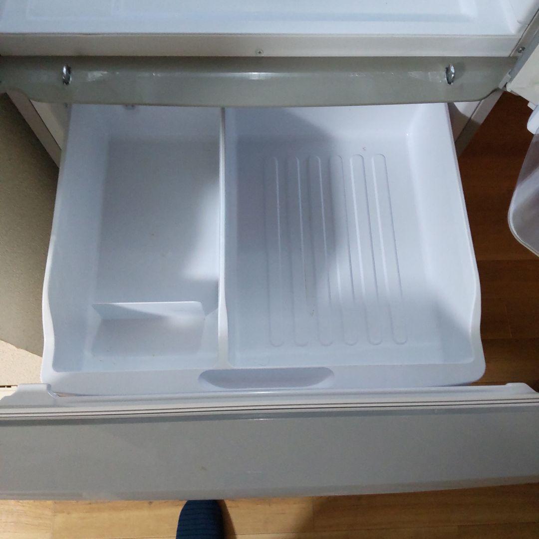 SHARP SJ-W352E-S（冷蔵庫下に敷くマット付き）