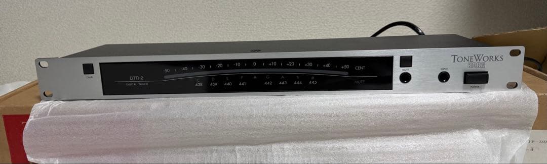 超美品　KORG DTR-2 ラック式チューナー　コルグ