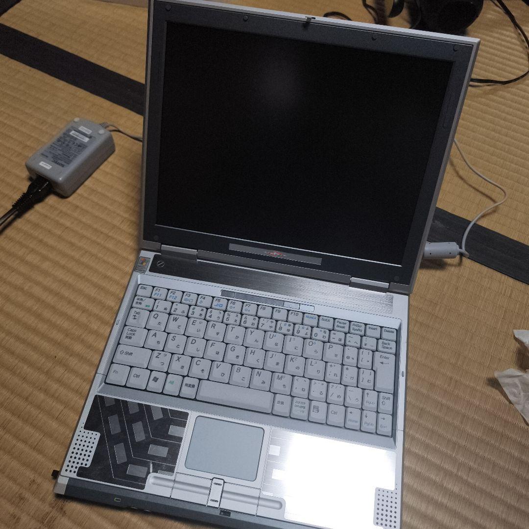 ウルトラセブンパソコン “ウルトラ警備隊モデル”