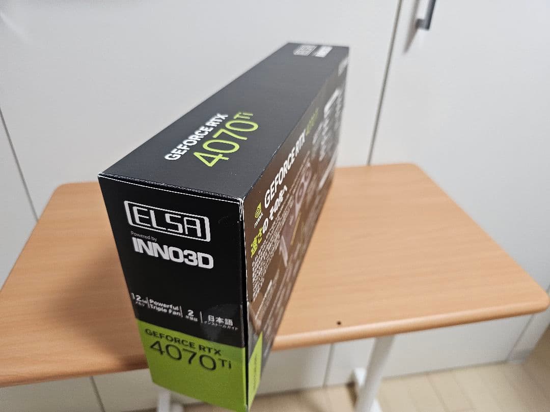 ELSA GeForce RTX 4070 Ti ERAZOR グラボ