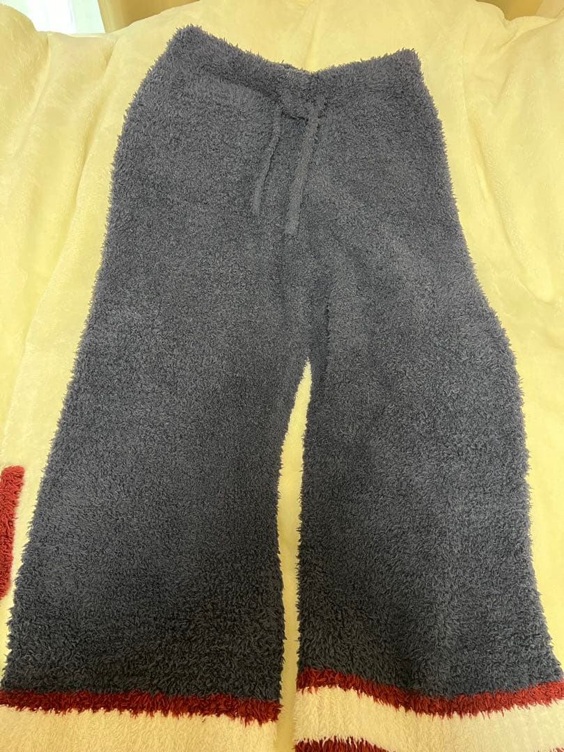 ジェラートピケ テディベア刺繍ネイビーVネック