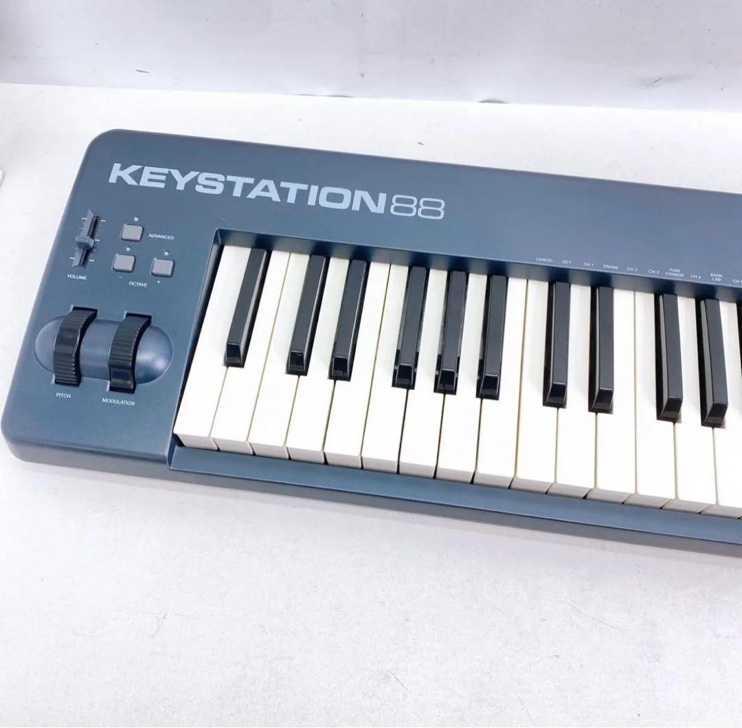 M-audio の　KeyStation88