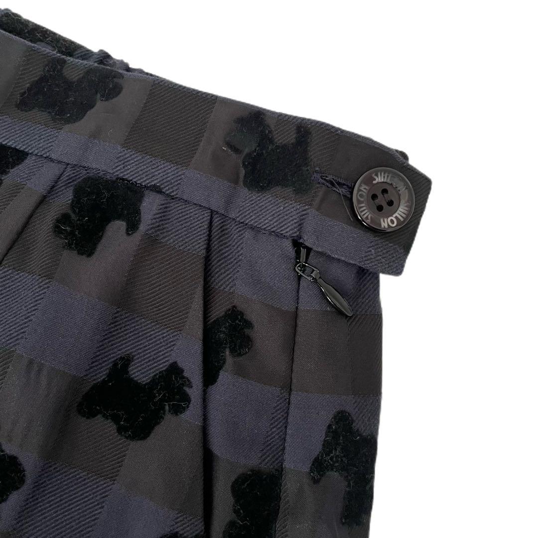 SIIILON フロッキー 犬イラスト チェック柄 プリーツスカート