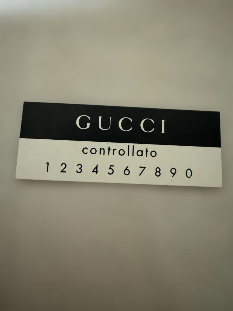 ★入れ掛かり★　新品未使用　GUCCI ブラックキャンバスバッグ