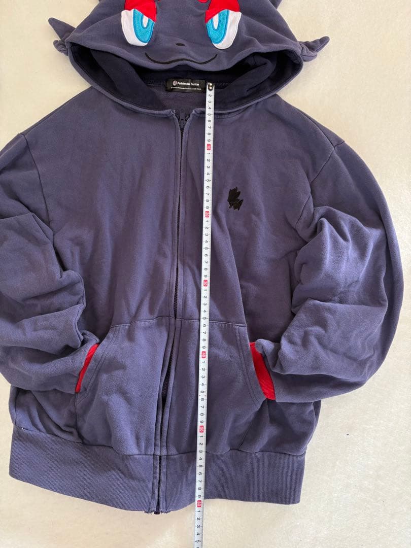 ポケモン　ポケモンセンター　ゾロア　パーカー　FREEサイズ