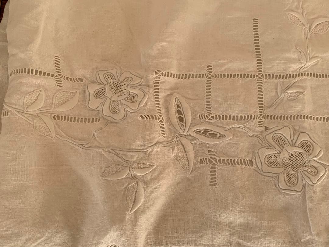 フランスアンティーク　手刺繍　生地　リメイク　ディスプレイ　ブロカント