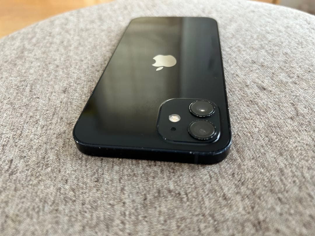 Apple iPhone 12 ブラック 本体 箱付き　SIMフリー