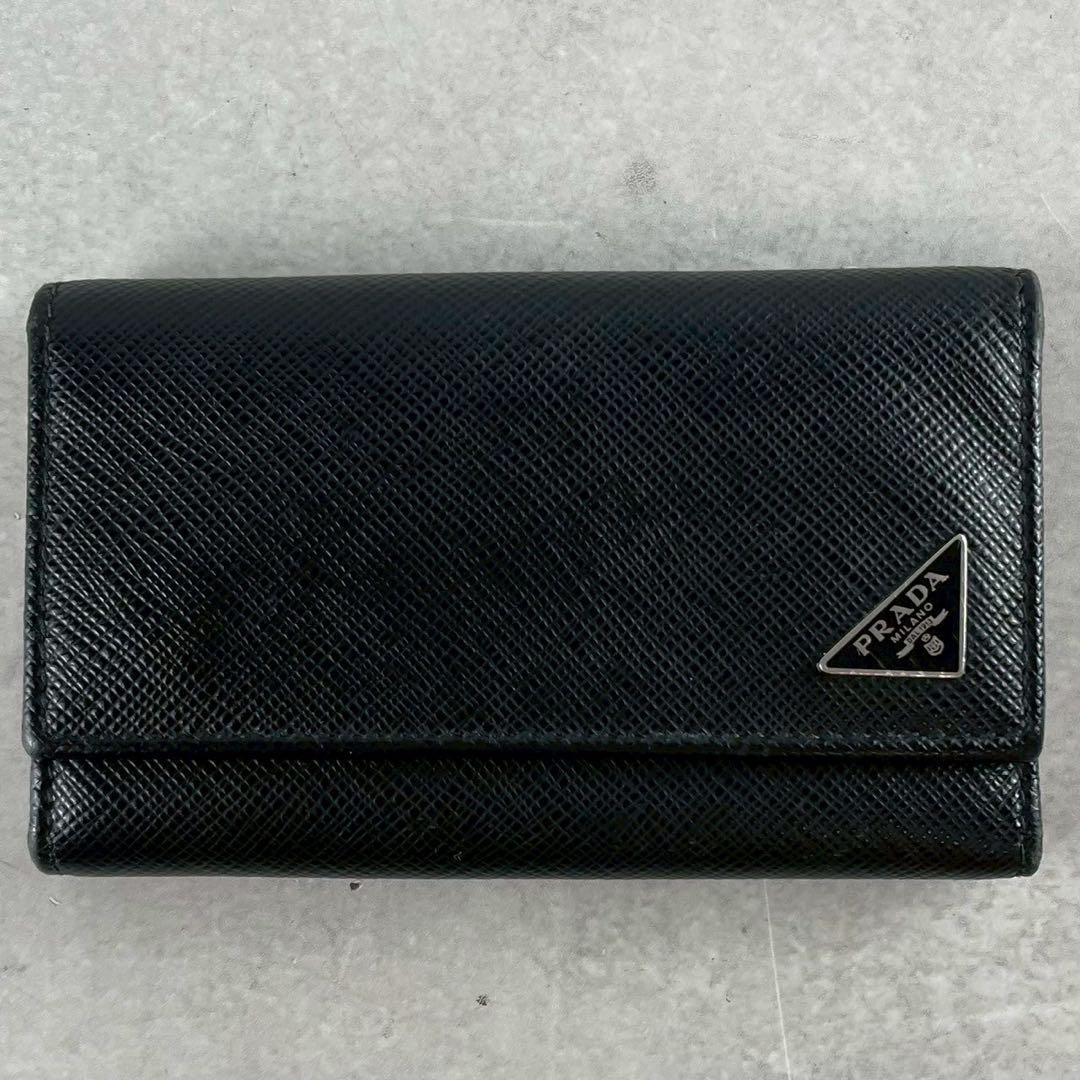 【極美品】PRADA キーケース 6連 三角ロゴ サフィアーノレザー ブラック
