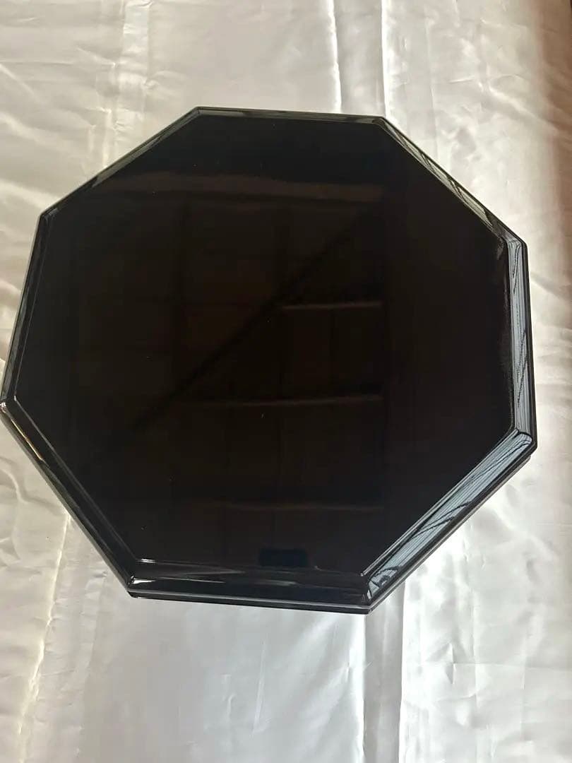 八角トゥンダーブン（東道盆）　琉球漆器