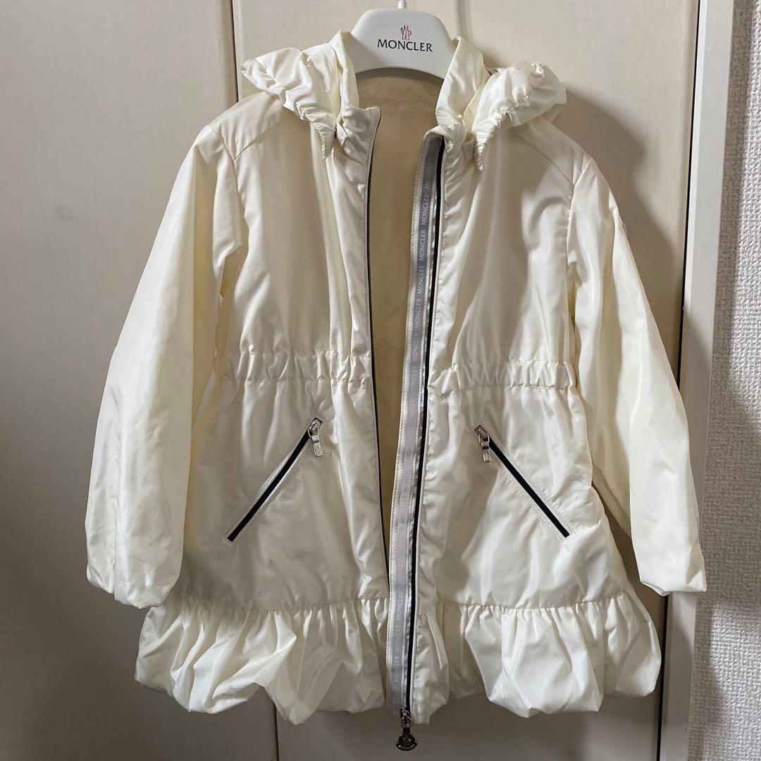MONCLER ホワイト フリルジャケット　キッズ　　92㎝