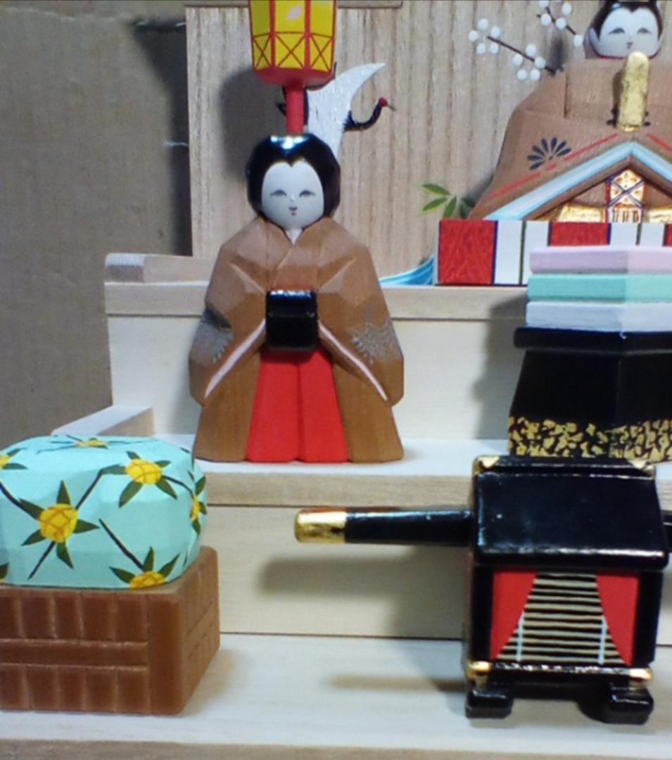 段雛(新品)　奈良一刀彫　特価(今年最終)