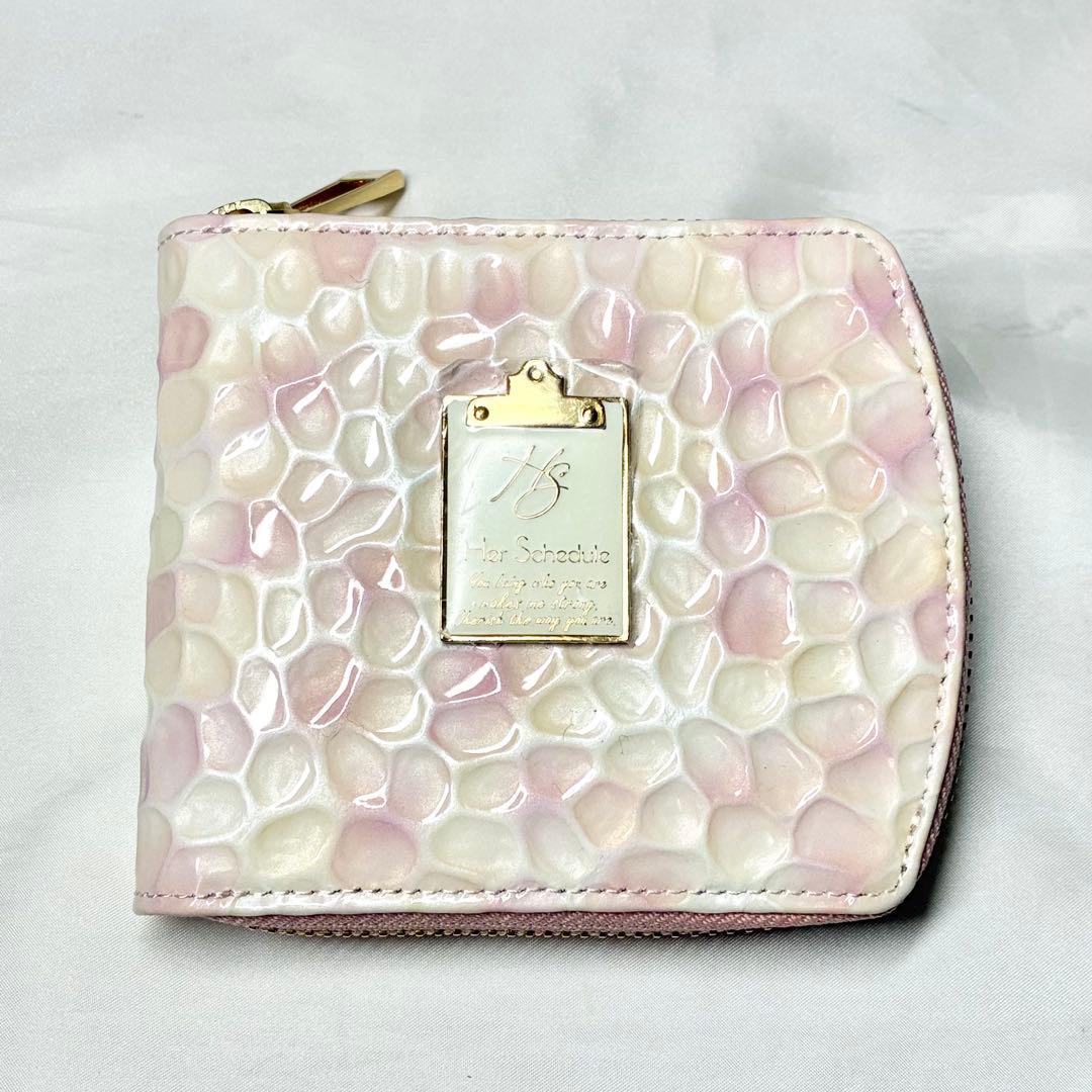 【新品】　ハースケジュール　チュレット　二つ折り財布　ホワイトローズ　人気