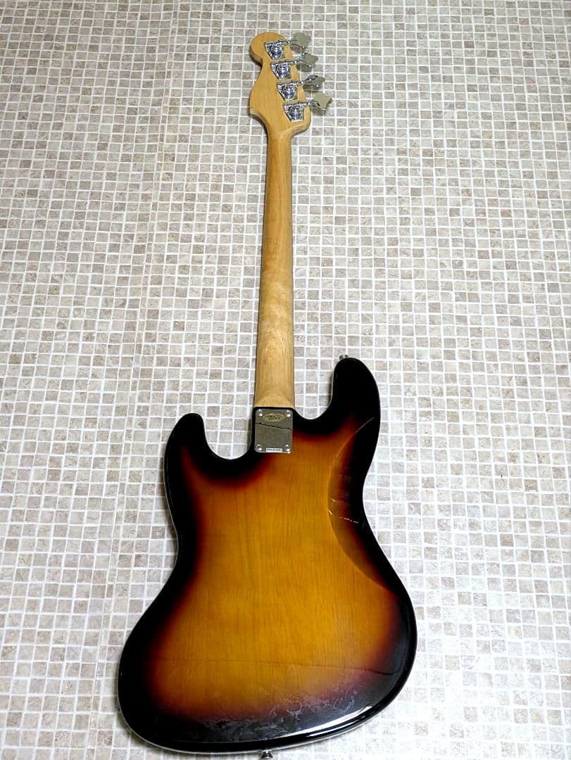BUSKERS バスカーズ ベース エレキベース サンバースト ジャズベース