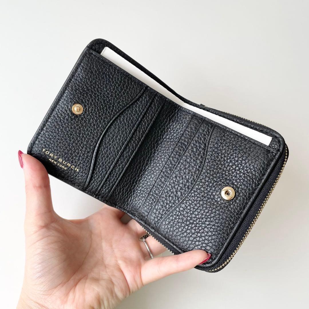 【新品】TORY BURCH 新作 ティア THEA 二つ折り財布 黒 本革