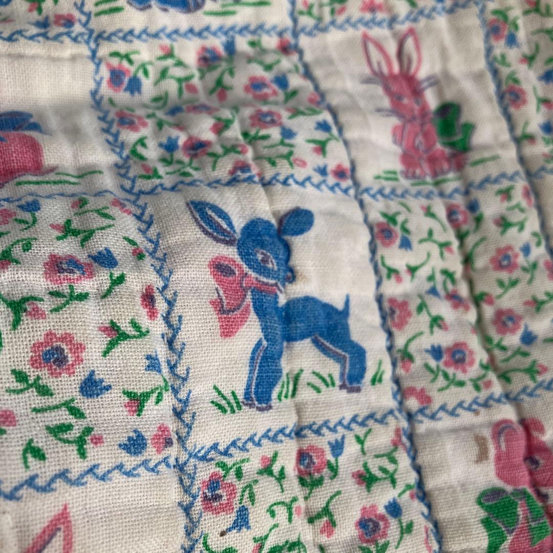 ビンテージフィードサックアニマルUSA99×124 ハンドステッチ ベビーキルト