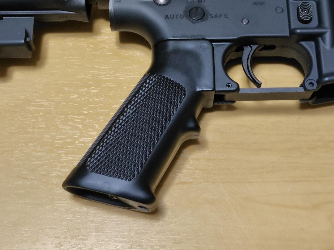 東京マルイ 次世代電動ガン M4A1 カービン