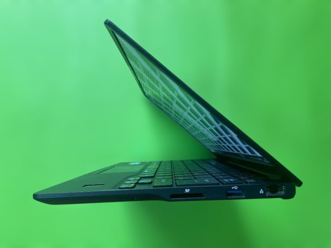 富士通 超軽量 U9311 第11世代i5-1145G7 Office2024