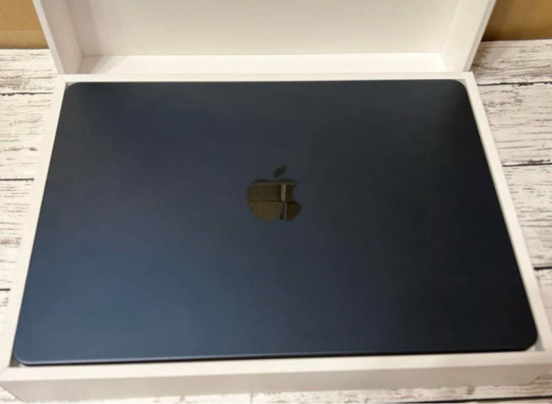 M2 MacBook Air 8GB 256GB 美品　Appleマウス付き
