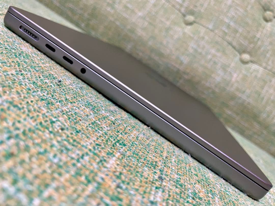 美品Apple MacBook Pro M1Pro 14インチ16GB512GB