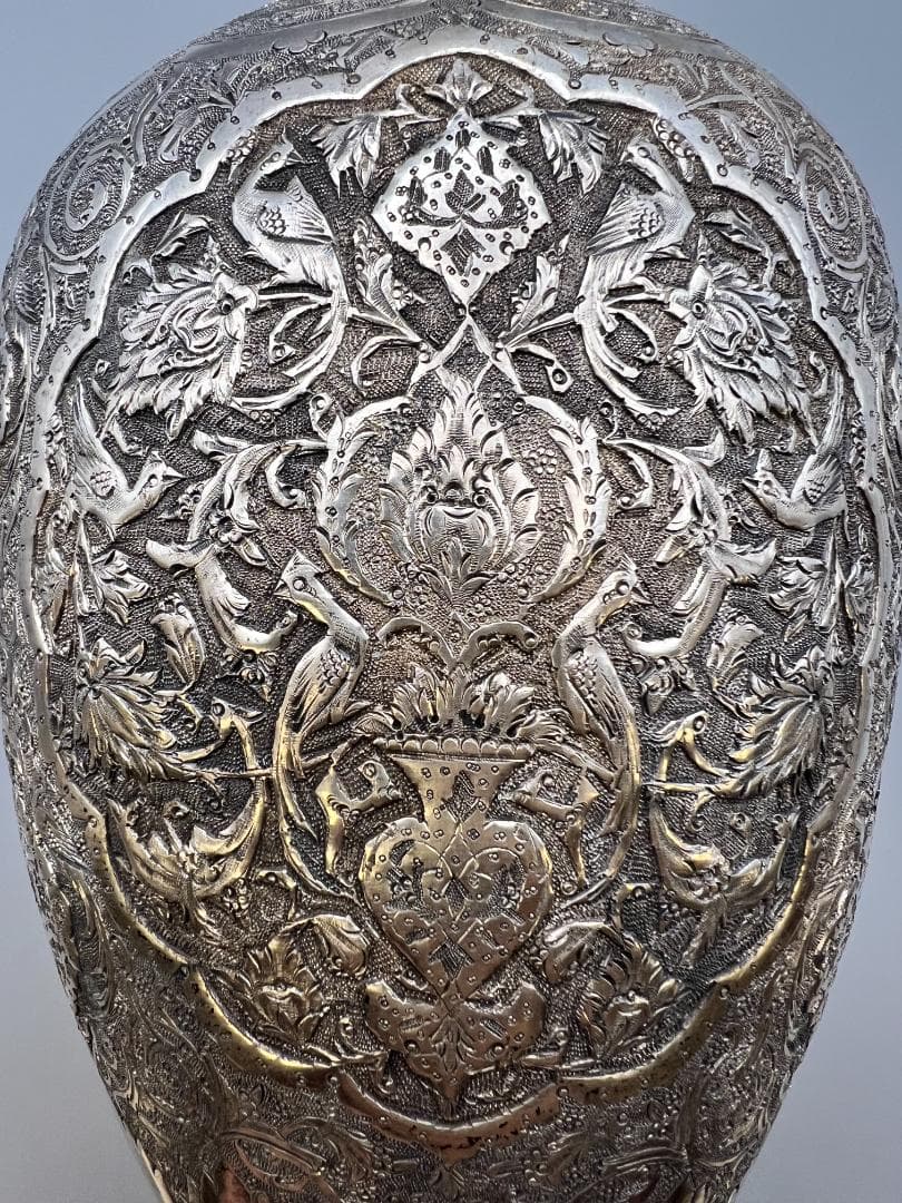 銀製　ライオンマーク　三越　銀花瓶　花入れ　手彫　銀細工　重量約820g