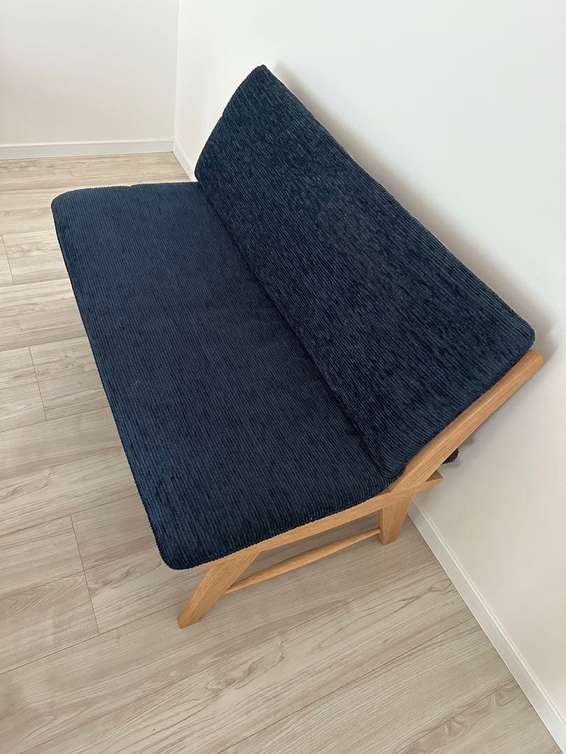 ※11/20までの掲載　テーブルとチェア2脚と2人掛けベンチのセット※引取希望