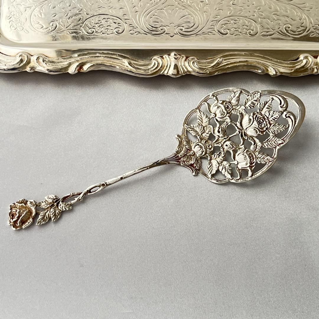 【Christoph Bach】 薔薇の透かしのケーキサーバー【純銀】