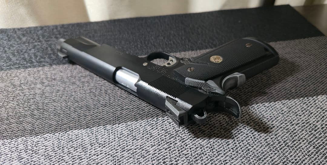 （紅葉販売です）マルイMEUピストル/アウタバレル２種/グリップ２種/