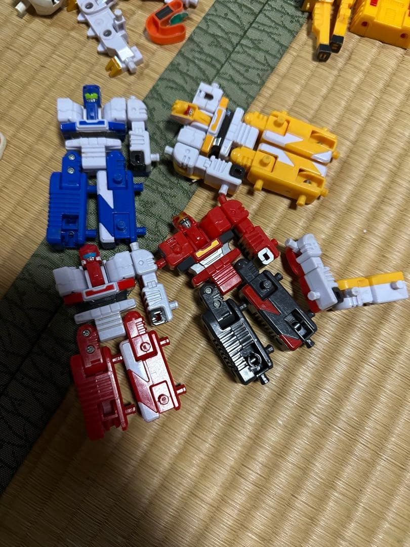 ムゲンバイン　18体　パーツ多数