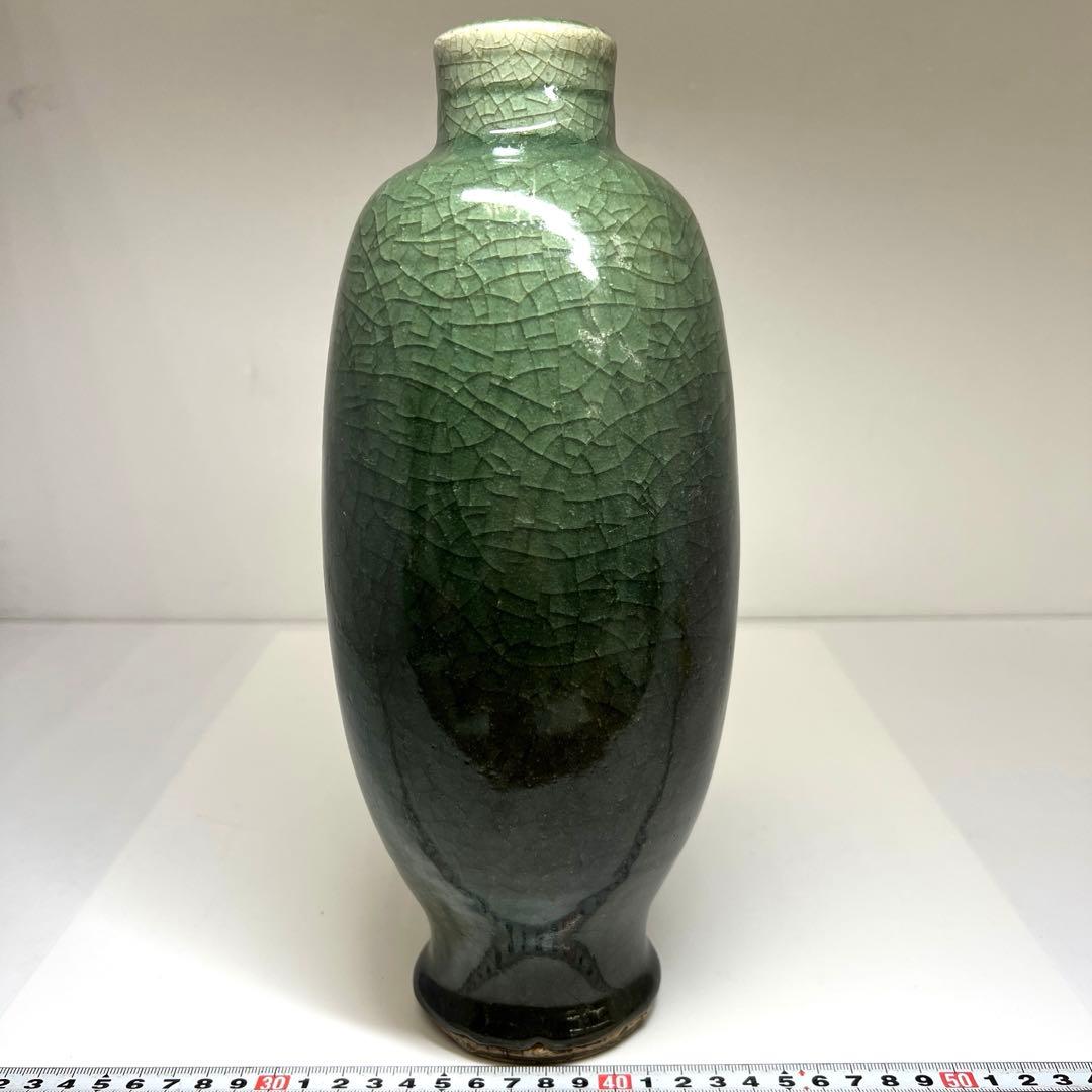 中国明時代　七官青磁花瓶　高さ29.5㎝ 東Y7-0605①