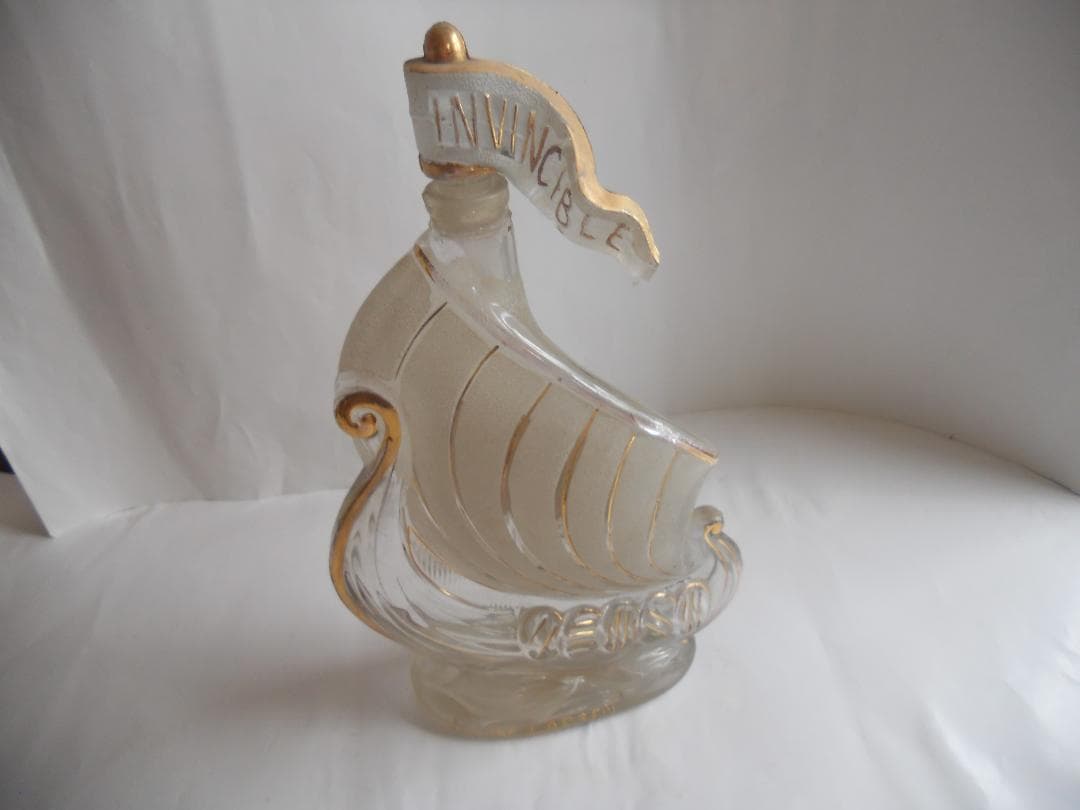 ラーセン シップ ヴィンテージ 空瓶 超希少 貴重 LARSEN 年代物 です。