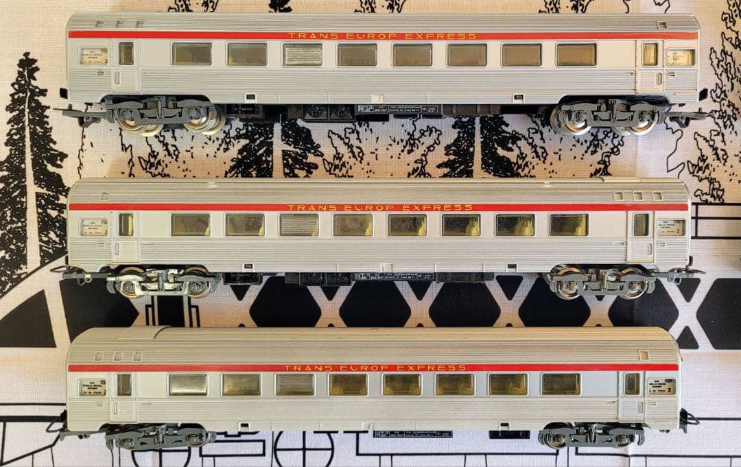 HOゲージ　TEE（トランス・ヨーロッパ・エクスプレス）車両6両セットJOUEF