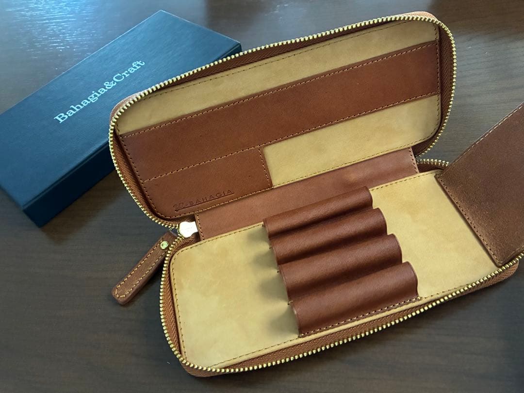 バハギア　ラウンドジップ型　プエブロ　コニャック