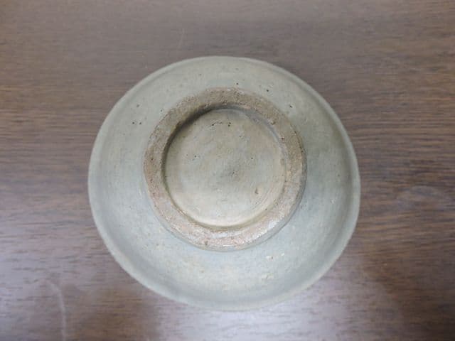 高麗青磁茶碗　M１３１８