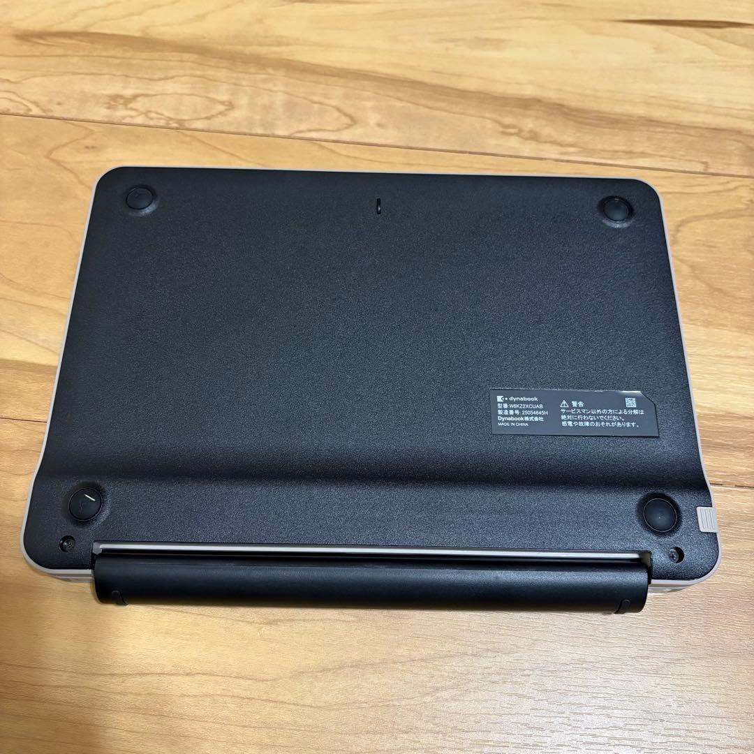 新品同様 東芝 2024年モデル 2in1 8G/256G office2024