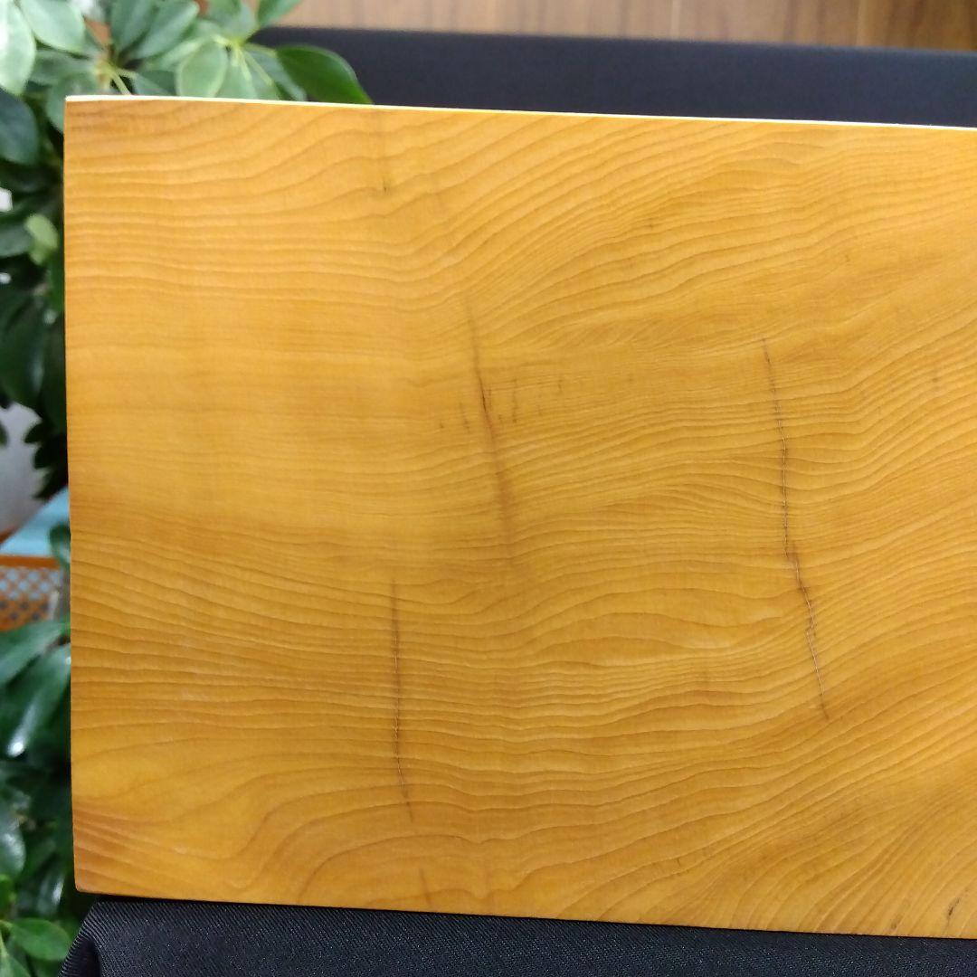 【国産　本榧　4寸碁盤　脚なし　木表】