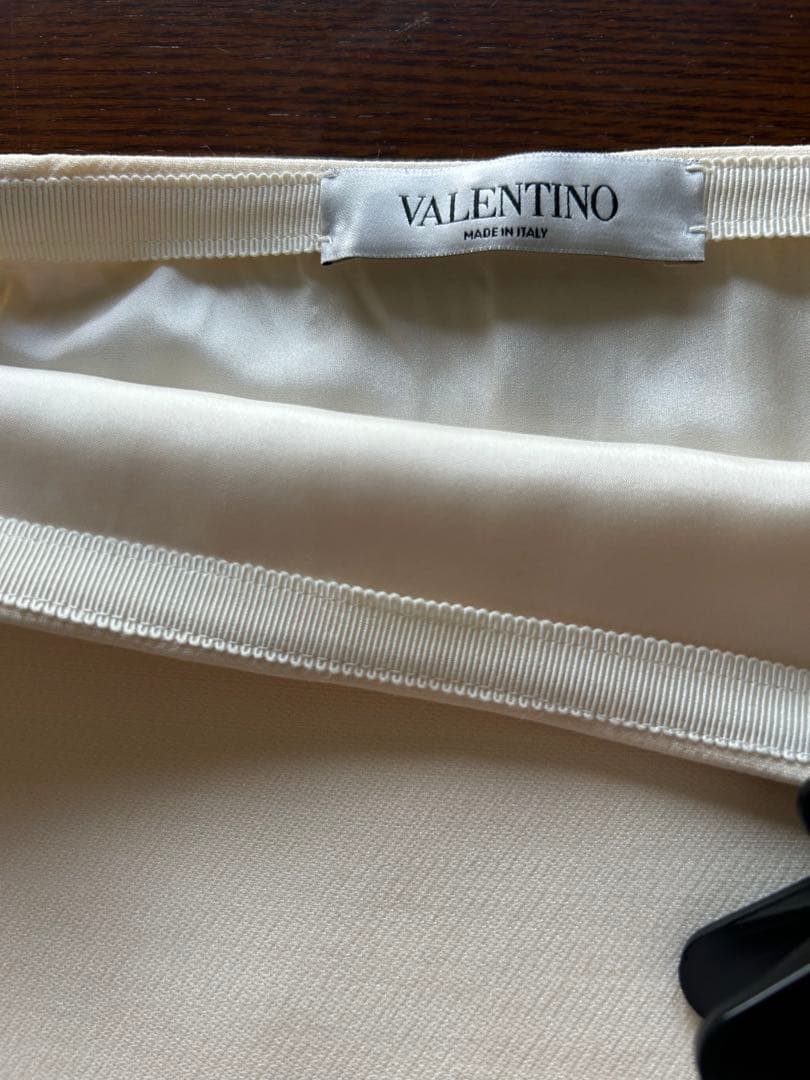 Valentino スーツ