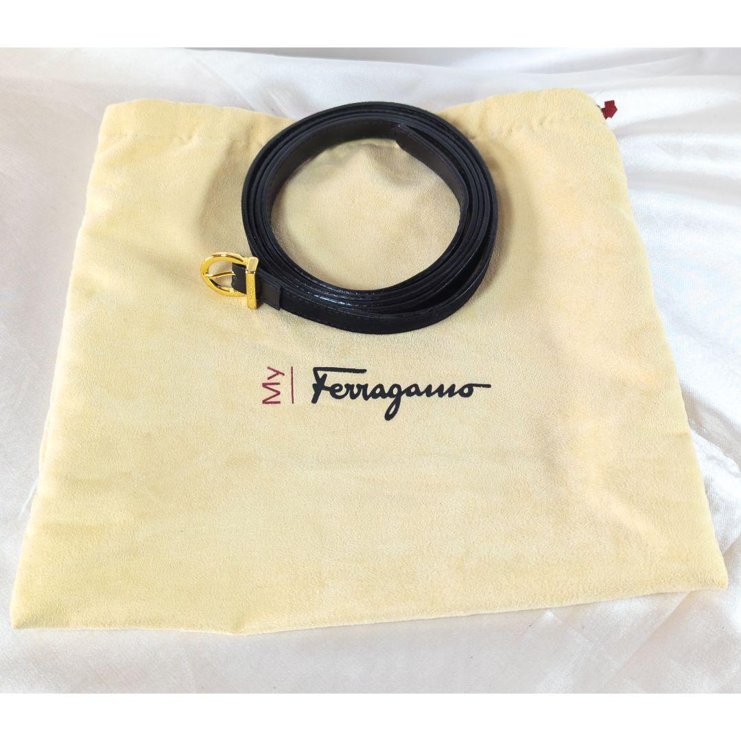 【極美品】フェラガモ ヴァラリボン ハンドバッグ 2way スエード 黒